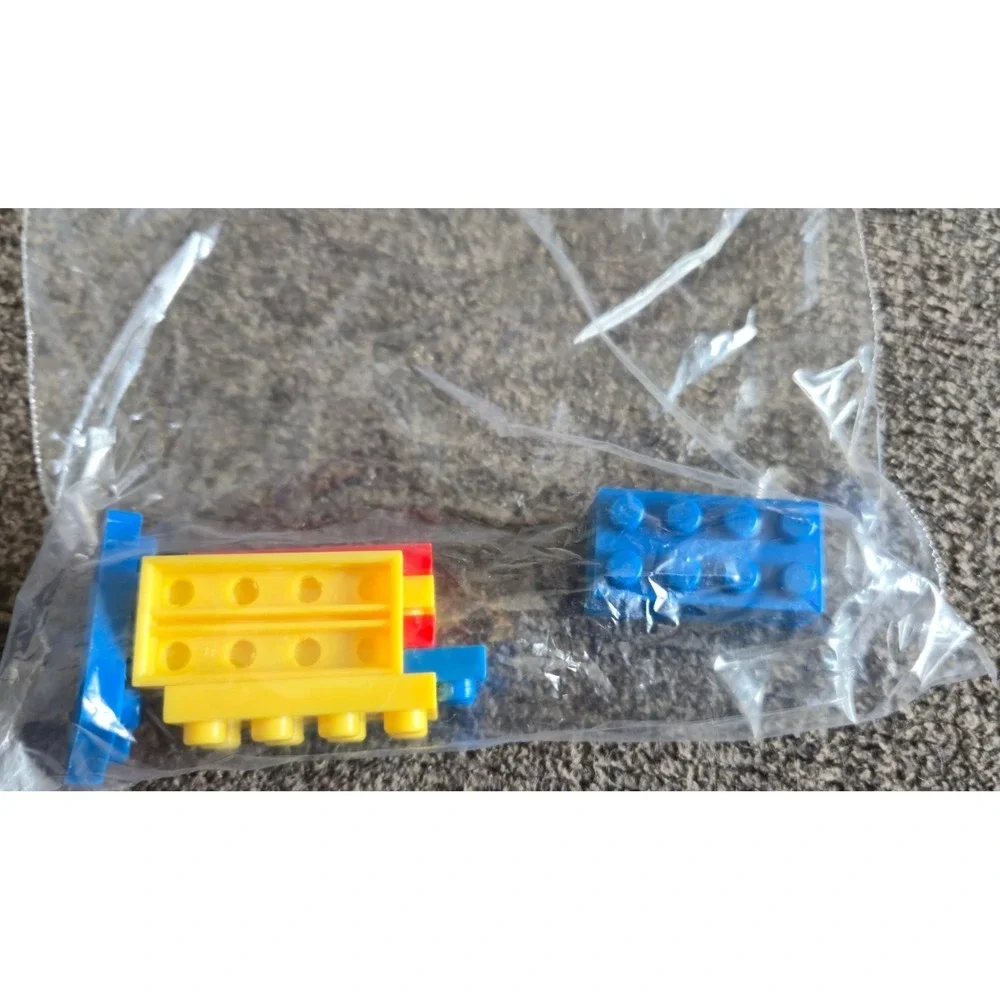 Unbranded assorted building